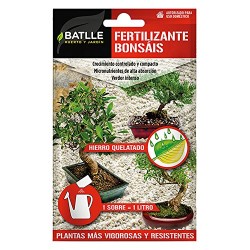 Fertilizante bonsáis sobre